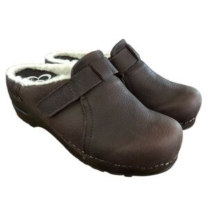 Sanita Leather Clogs Shearling lined Size 6